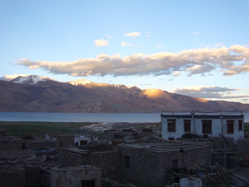 Karzog skyline.